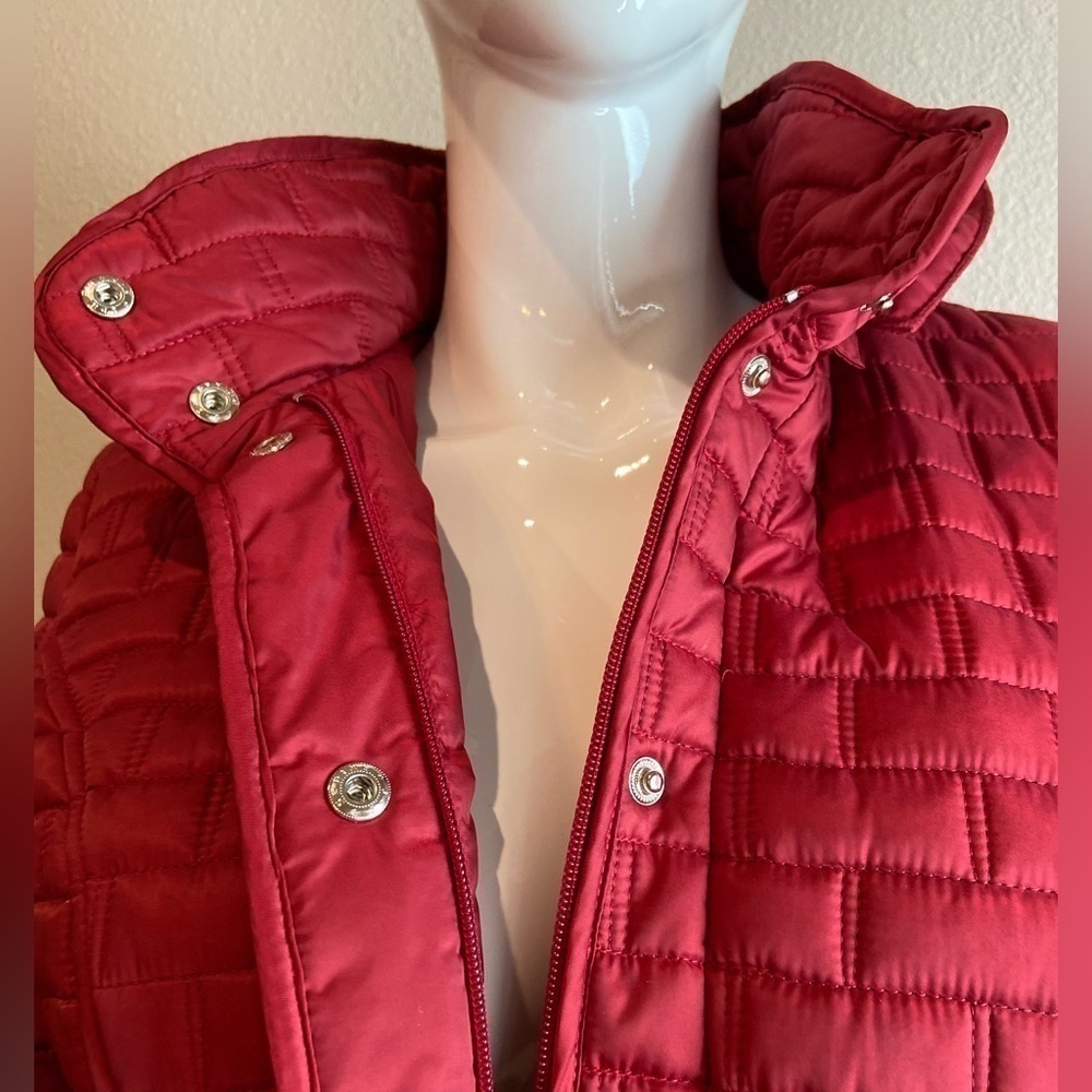 Laundry By Shelli Segal~Red Quilted Coat~Zip-Up & Snap~Pockets~Hood~Belt~Size S - Picture 8 of 16